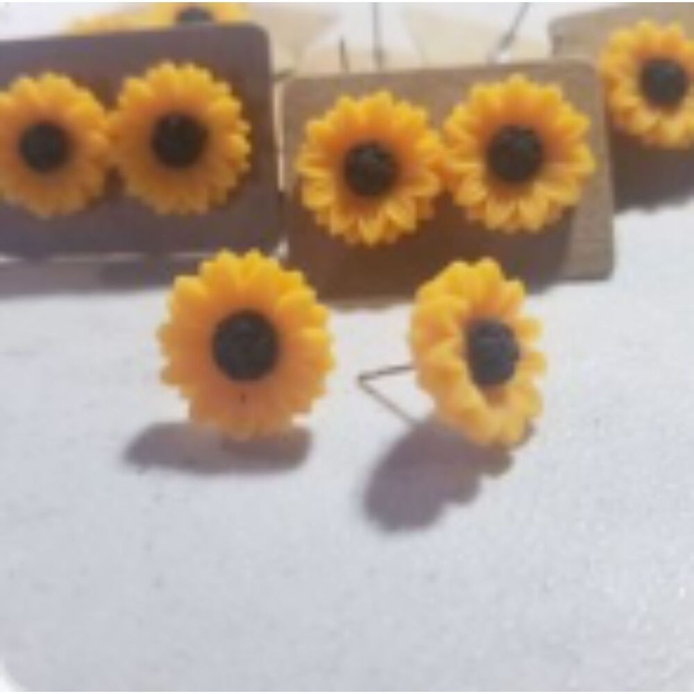 Sunflower Resin Stud Earrings, Never Worn, Dime Size, Women's & Kid's